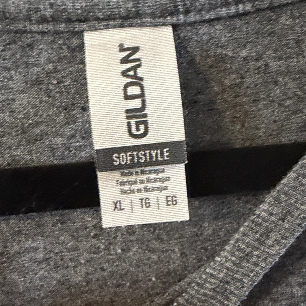 Gildan Softstyle Dark Gray T-Shirt - Picture 2 of 2